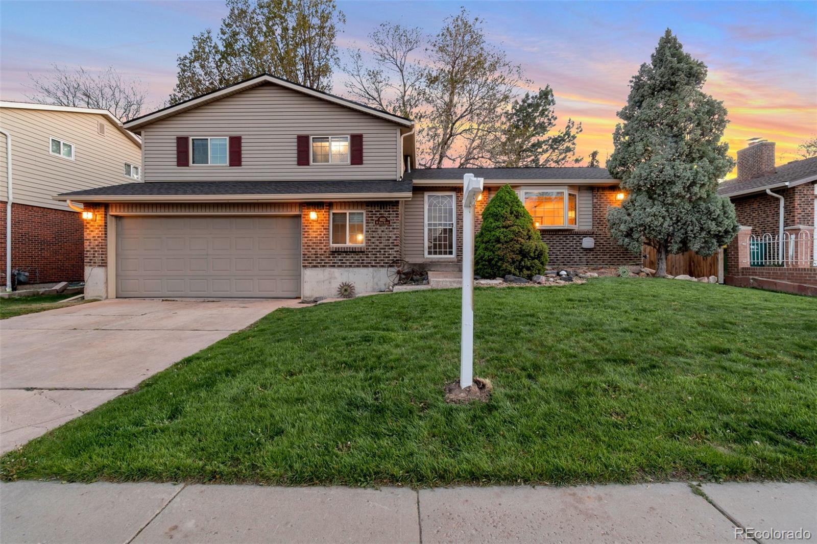 MLS Image #1 for 8822 w arbor avenue,littleton, Colorado