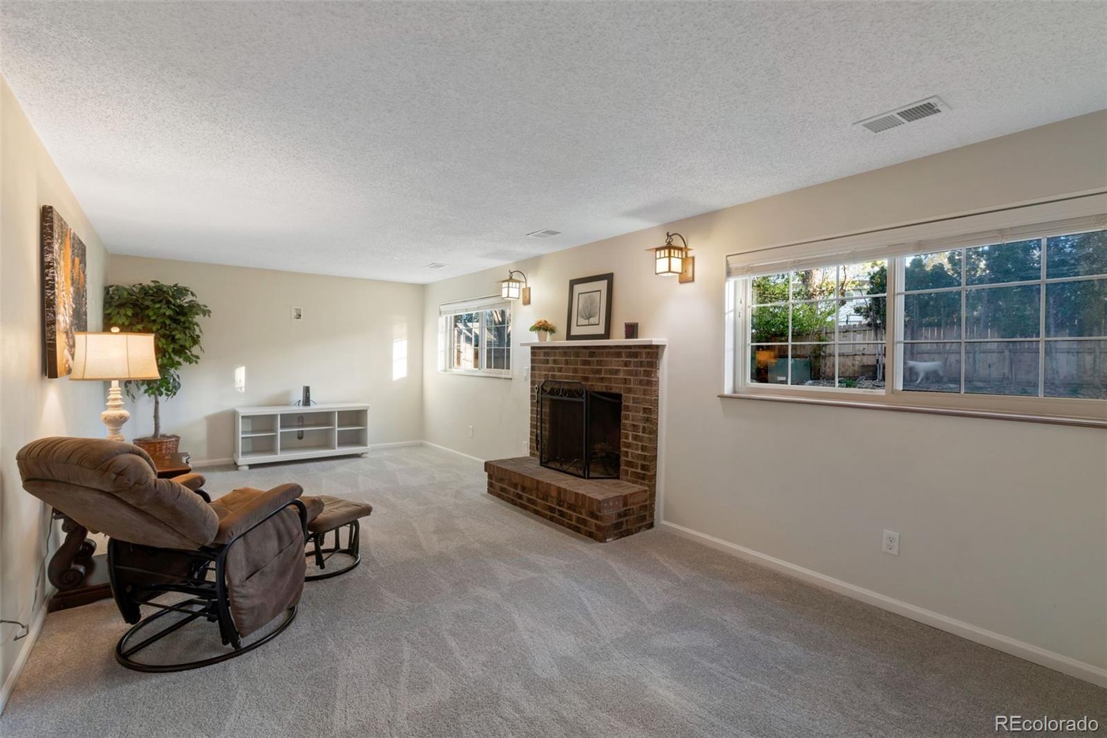 MLS Image #11 for 8822 w arbor avenue,littleton, Colorado