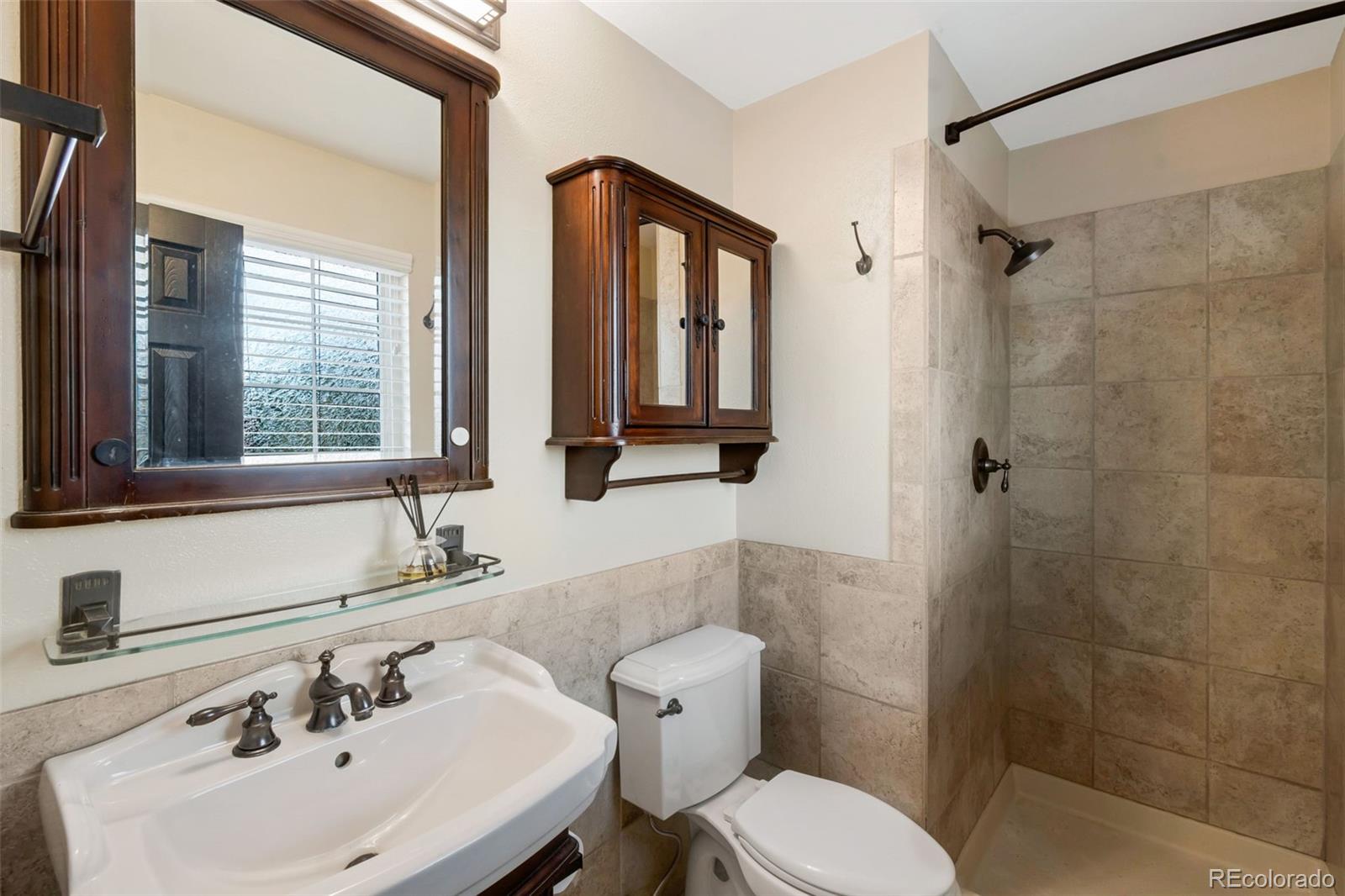 MLS Image #14 for 8822 w arbor avenue,littleton, Colorado