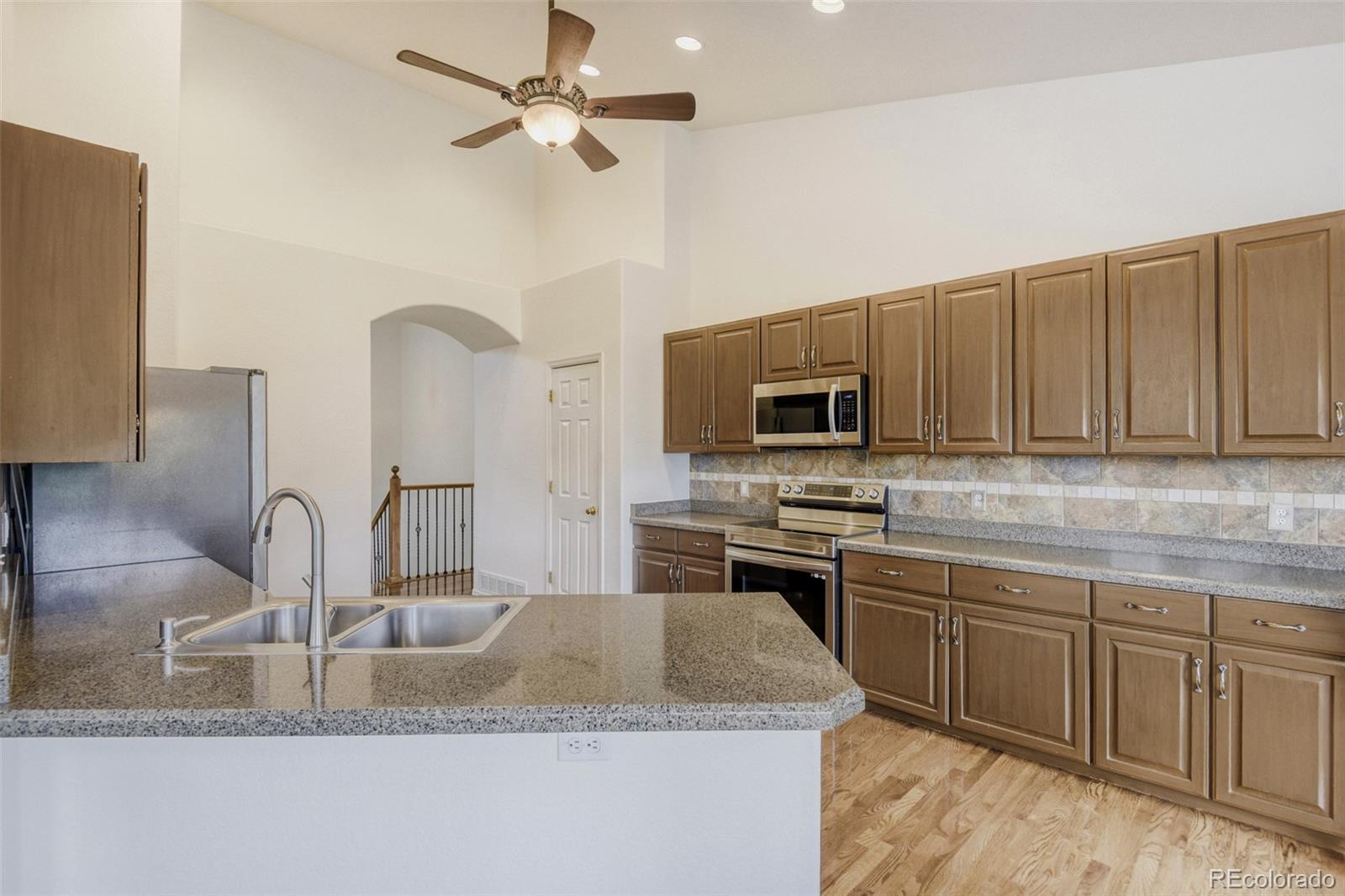 MLS Image #10 for 727  deer clover way,castle pines, Colorado
