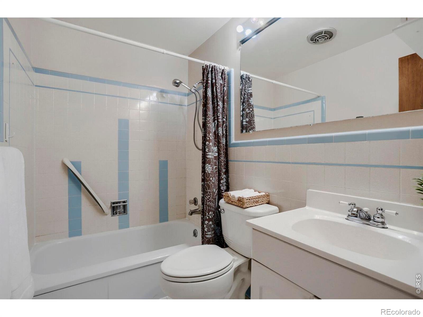 MLS Image #14 for 230  agate way,broomfield, Colorado
