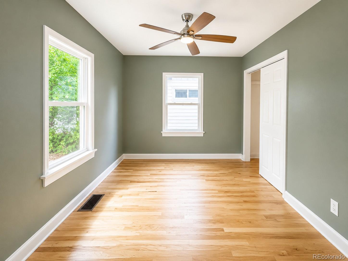 MLS Image #5 for 4437 s bannock street,englewood, Colorado
