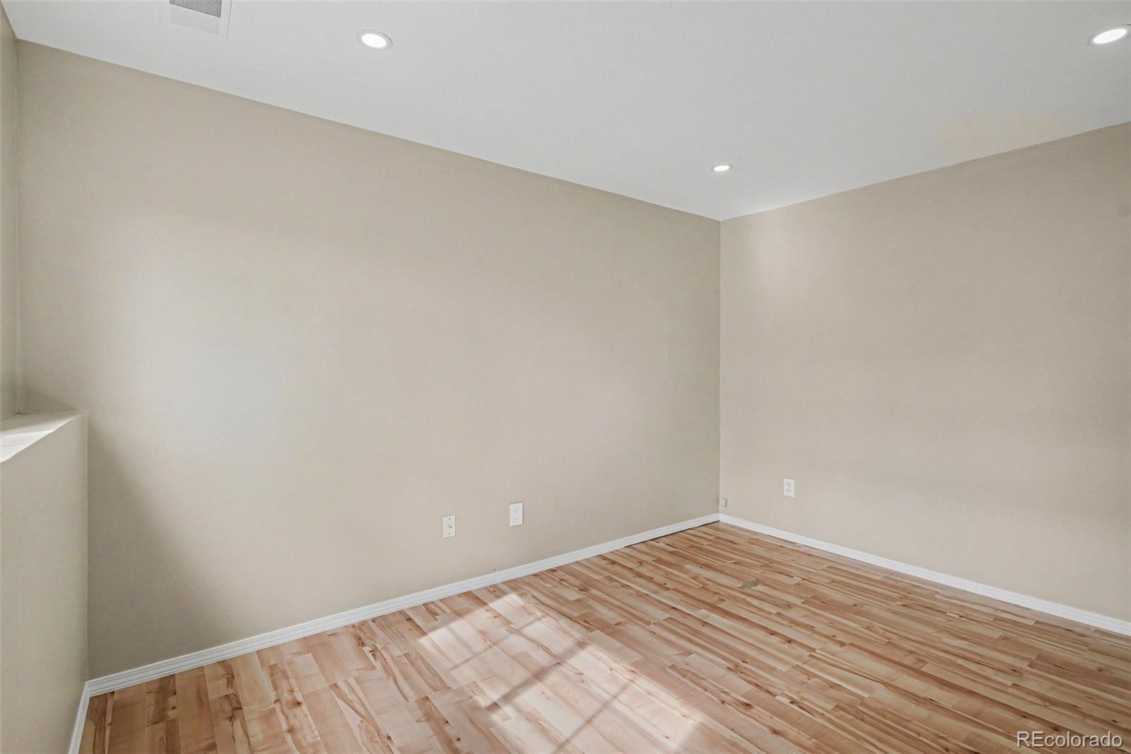 MLS Image #15 for 17447 e rice circle a,aurora, Colorado
