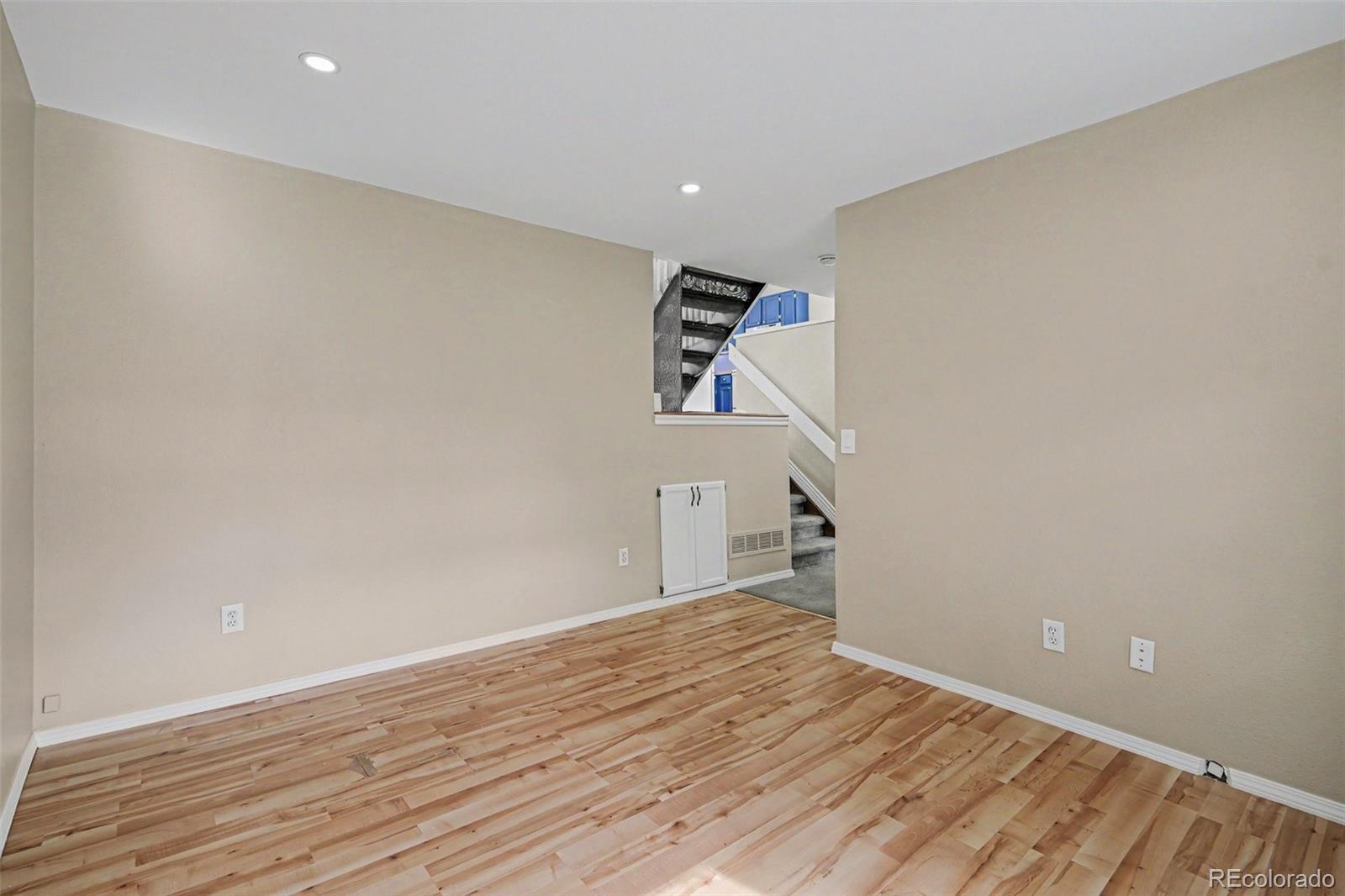 MLS Image #16 for 17447 e rice circle a,aurora, Colorado
