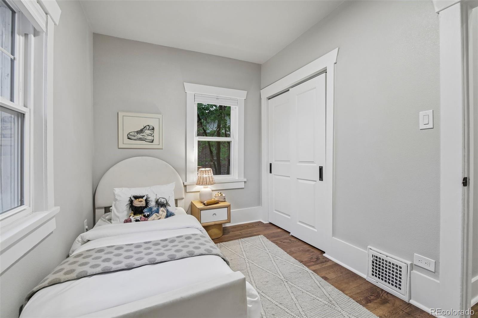 MLS Image #18 for 1240  harrison street,denver, Colorado