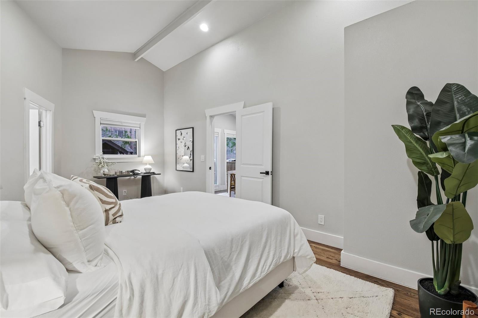 MLS Image #27 for 1240  harrison street,denver, Colorado
