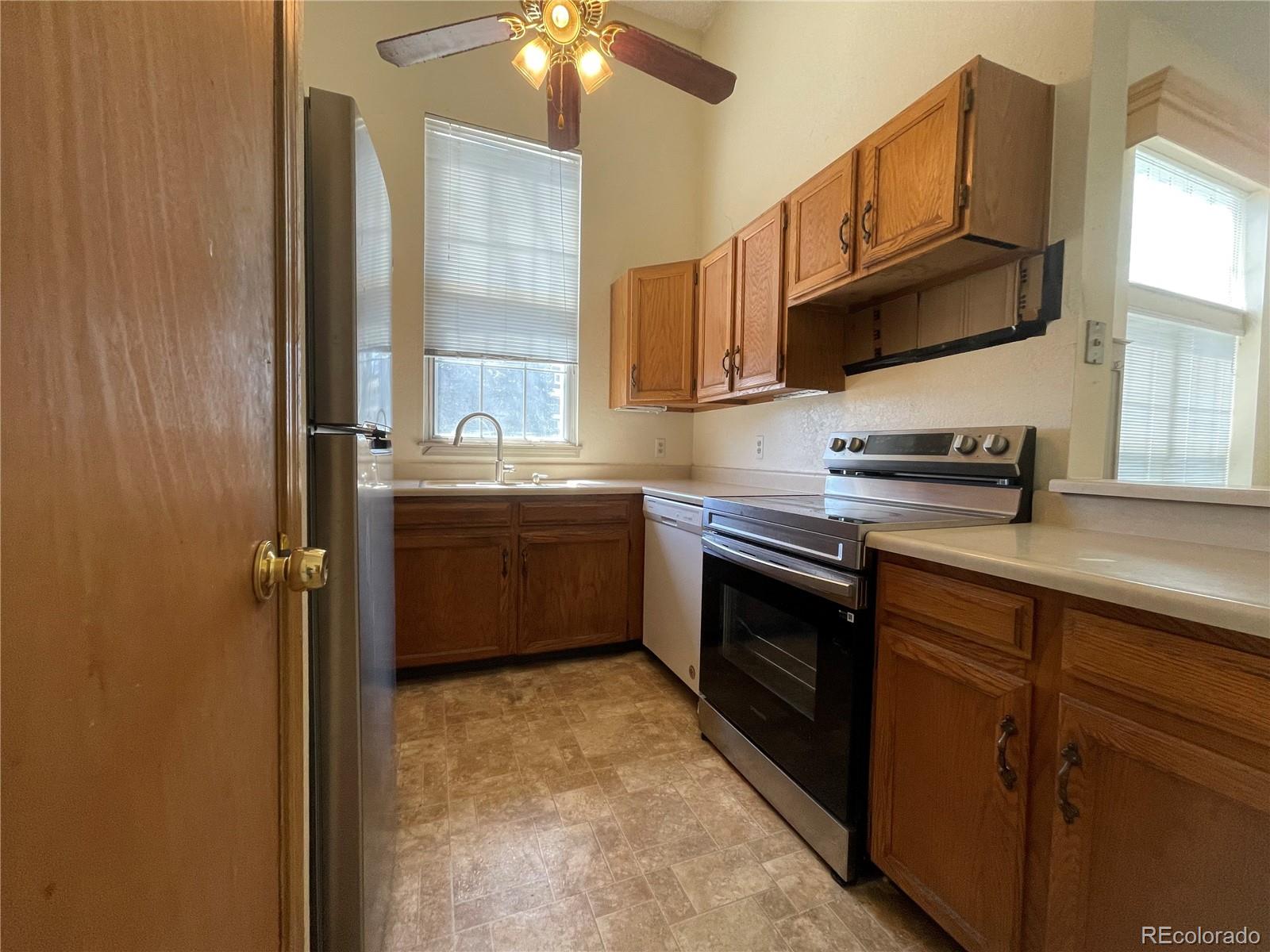 MLS Image #9 for 19716  crestwood court ,parker, Colorado