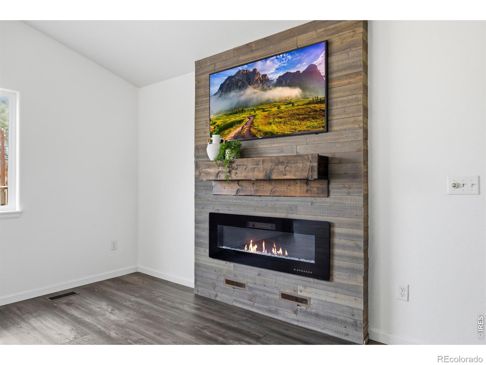 MLS Image #4 for 1524  ponderosa drive,severance, Colorado