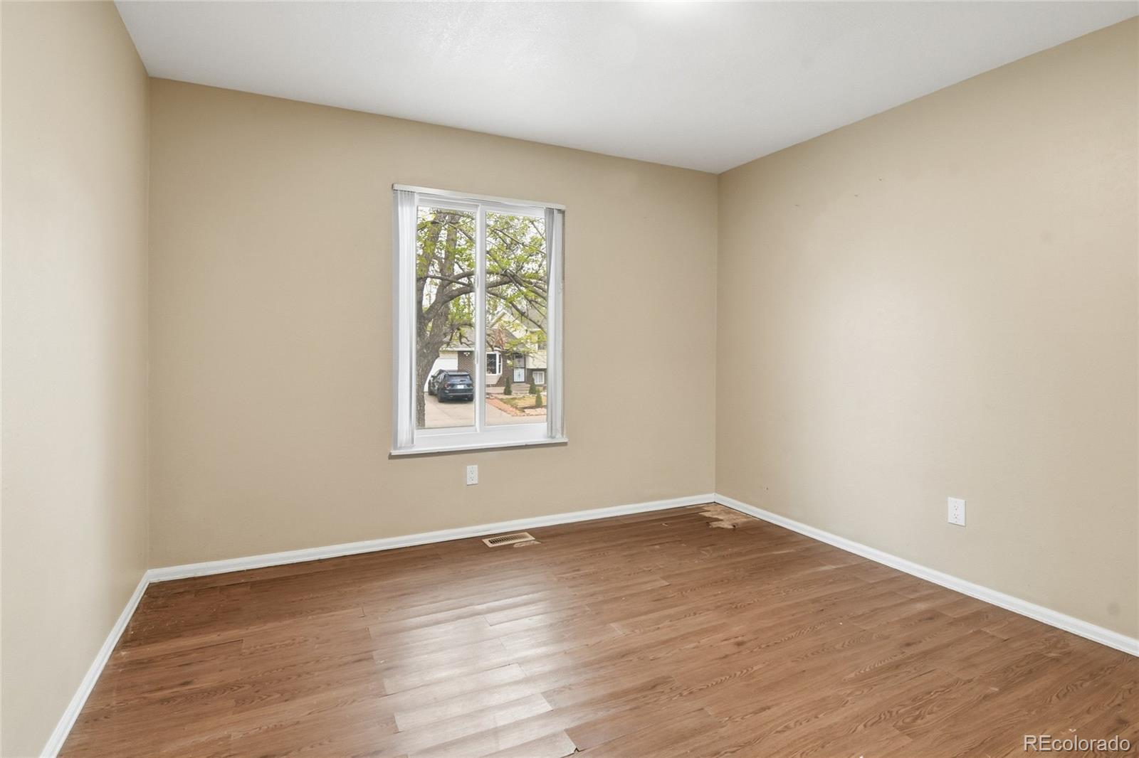 MLS Image #20 for 15969 e 18th place,aurora, Colorado