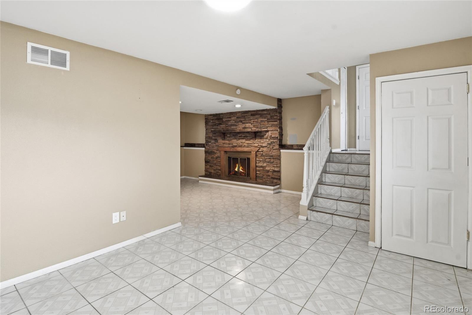 MLS Image #23 for 15969 e 18th place,aurora, Colorado