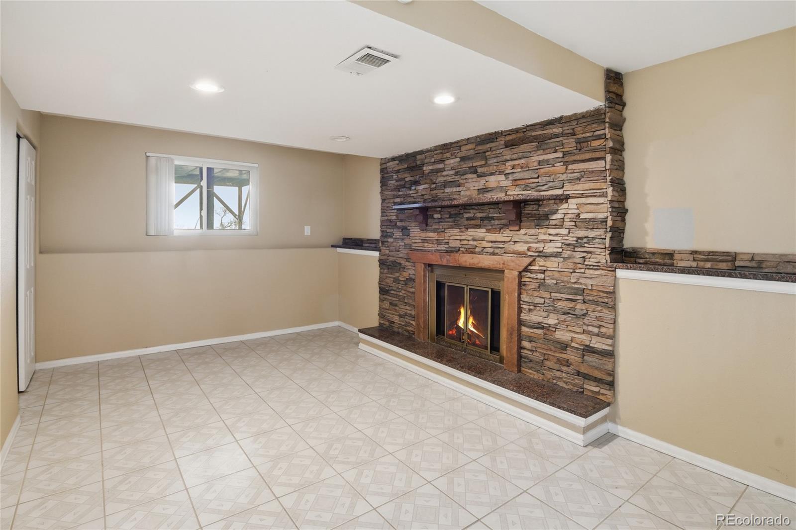 MLS Image #25 for 15969 e 18th place,aurora, Colorado