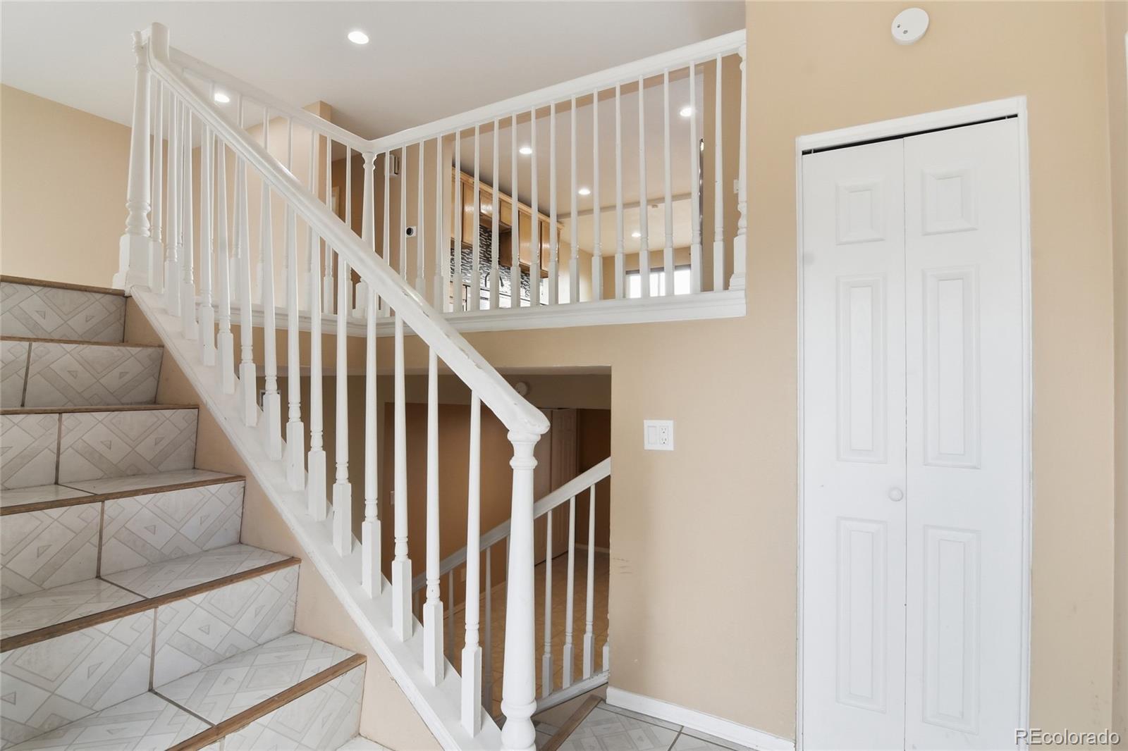 MLS Image #3 for 15969 e 18th place,aurora, Colorado