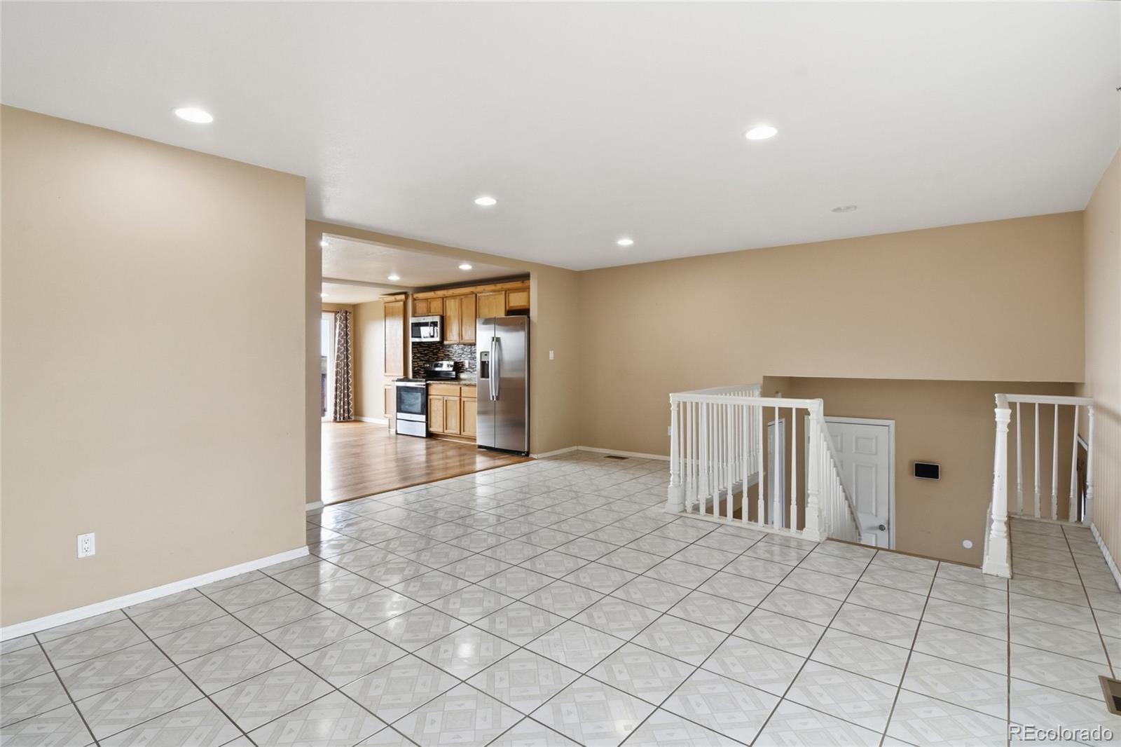 MLS Image #4 for 15969 e 18th place,aurora, Colorado