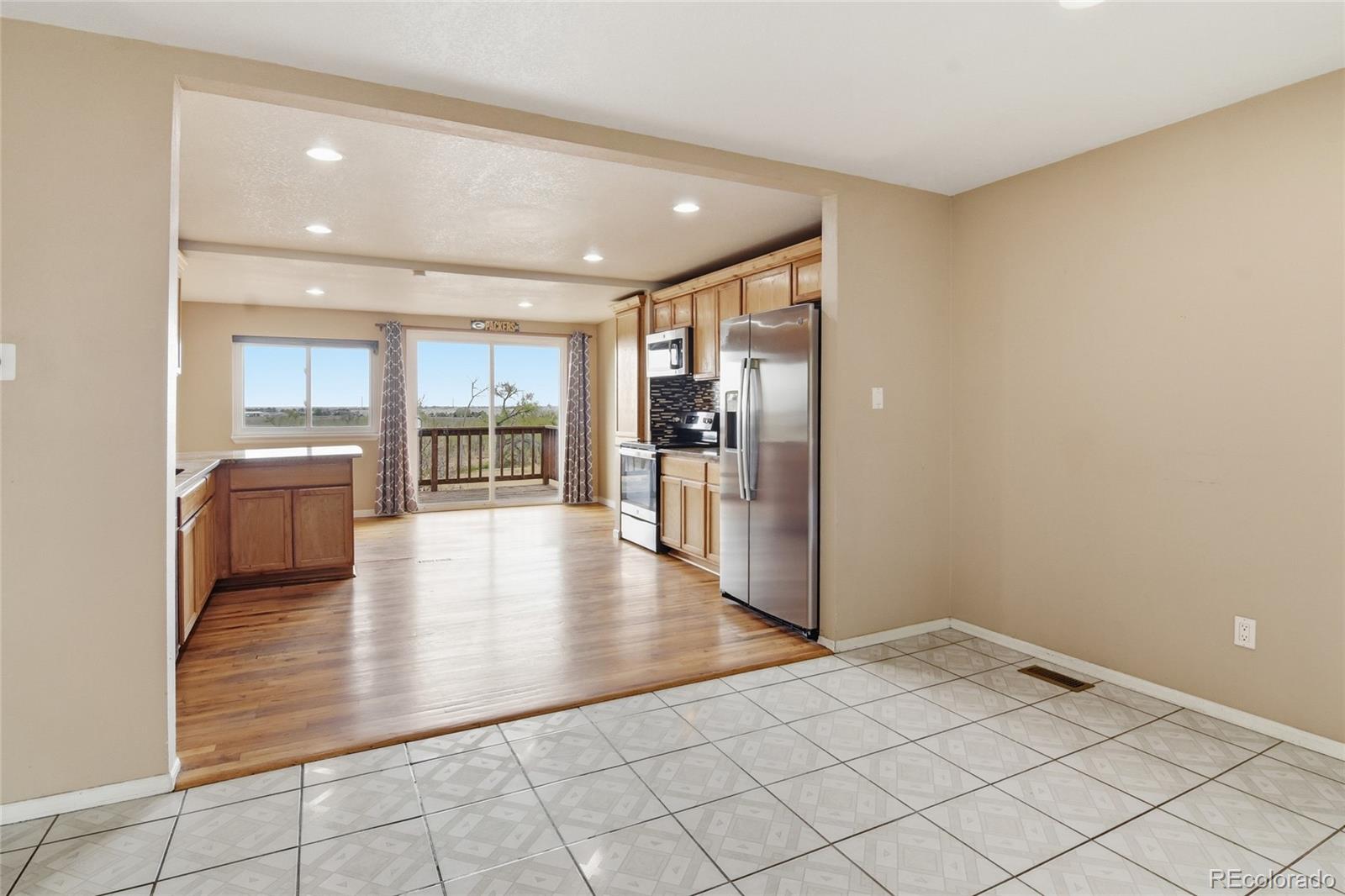 MLS Image #6 for 15969 e 18th place,aurora, Colorado