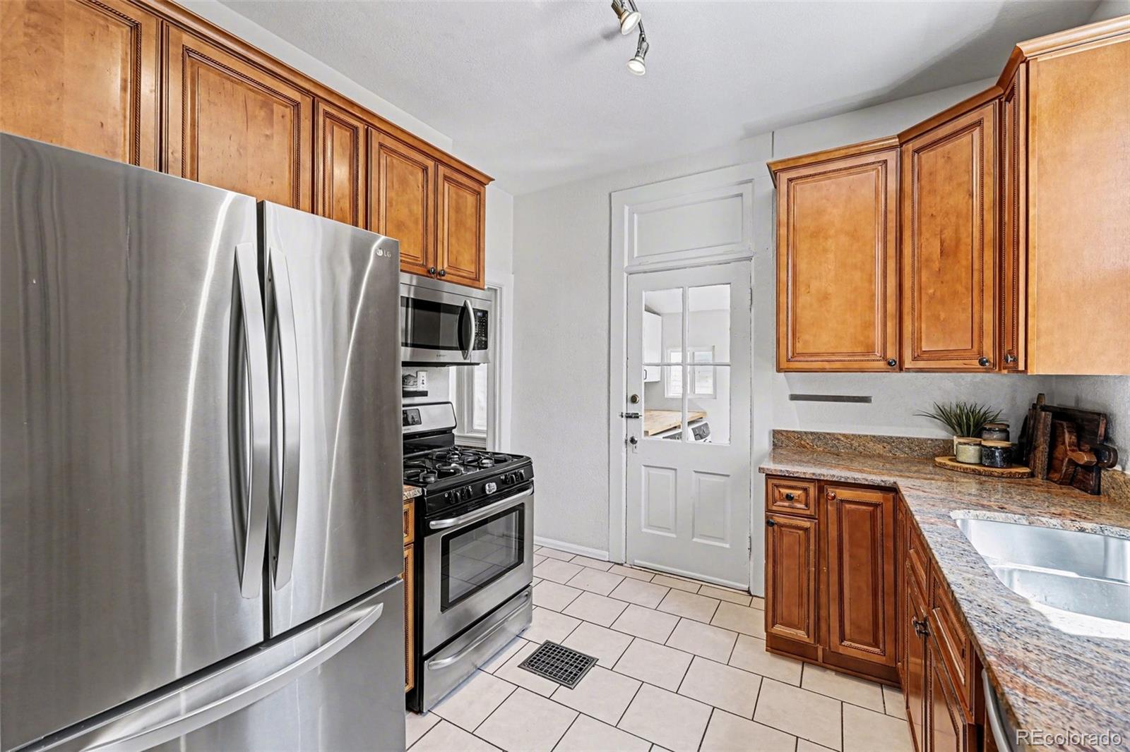 MLS Image #8 for 218 w irvington place,denver, Colorado