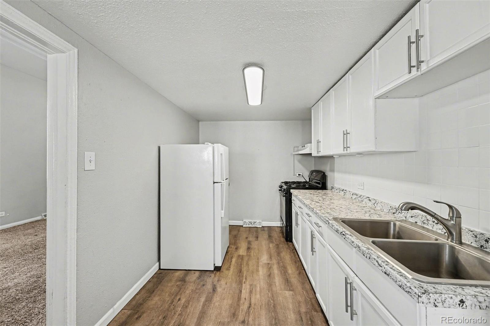 MLS Image #7 for 2840 w park place,denver, Colorado