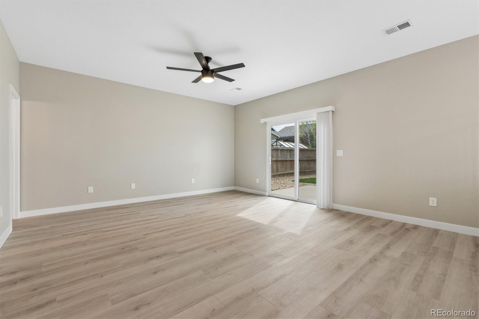 MLS Image #9 for 422  boulder lane,johnstown, Colorado