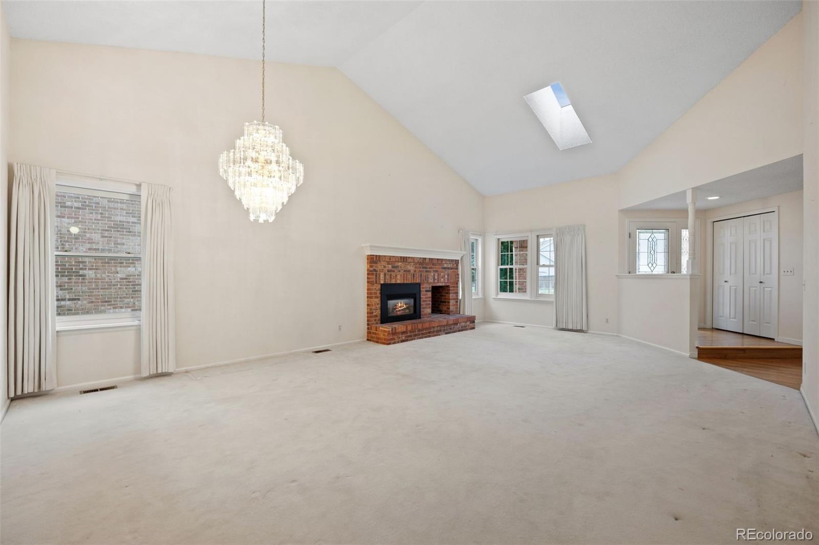 MLS Image #11 for 2185 e nichols drive,centennial, Colorado