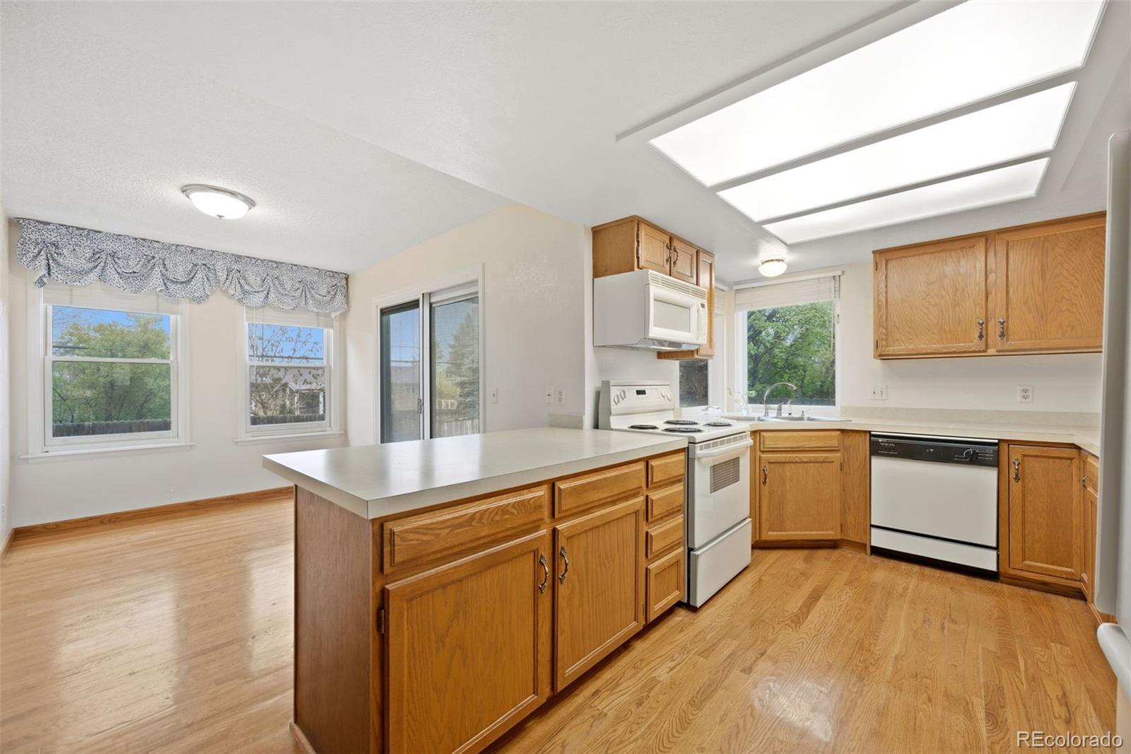 MLS Image #8 for 2185 e nichols drive,centennial, Colorado