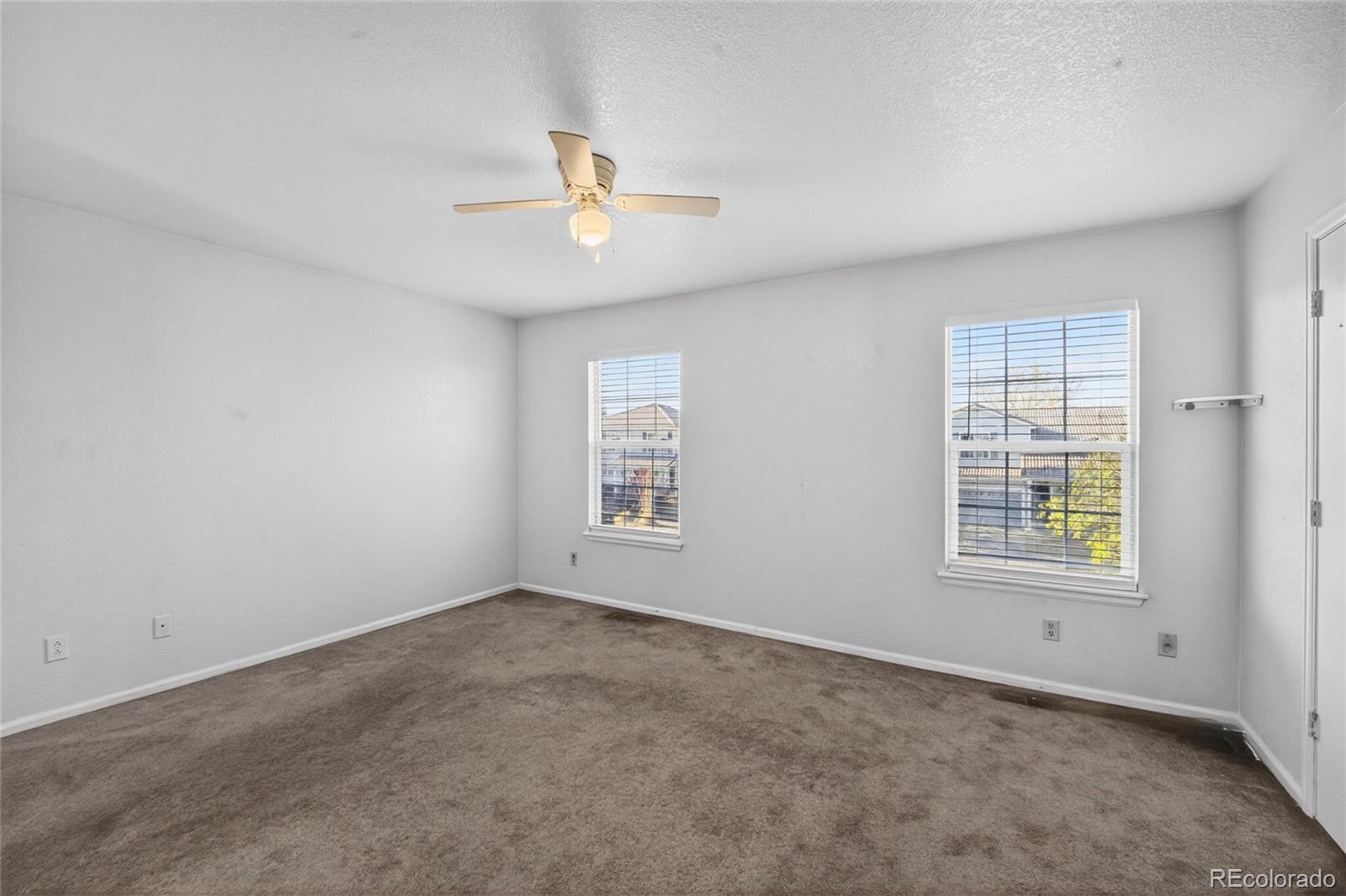 MLS Image #23 for 19762 e 49th avenue,denver, Colorado