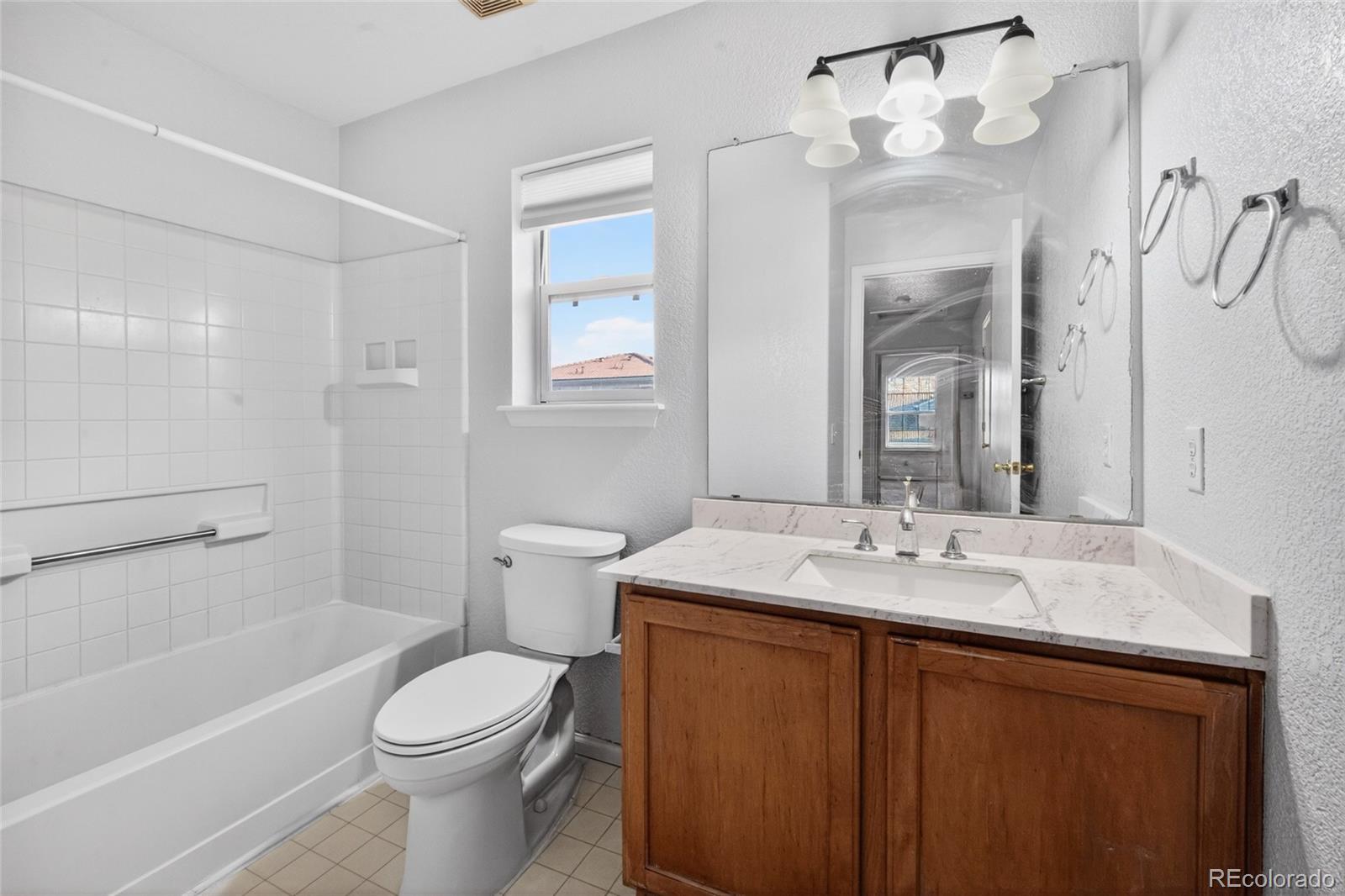 MLS Image #32 for 19762 e 49th avenue,denver, Colorado