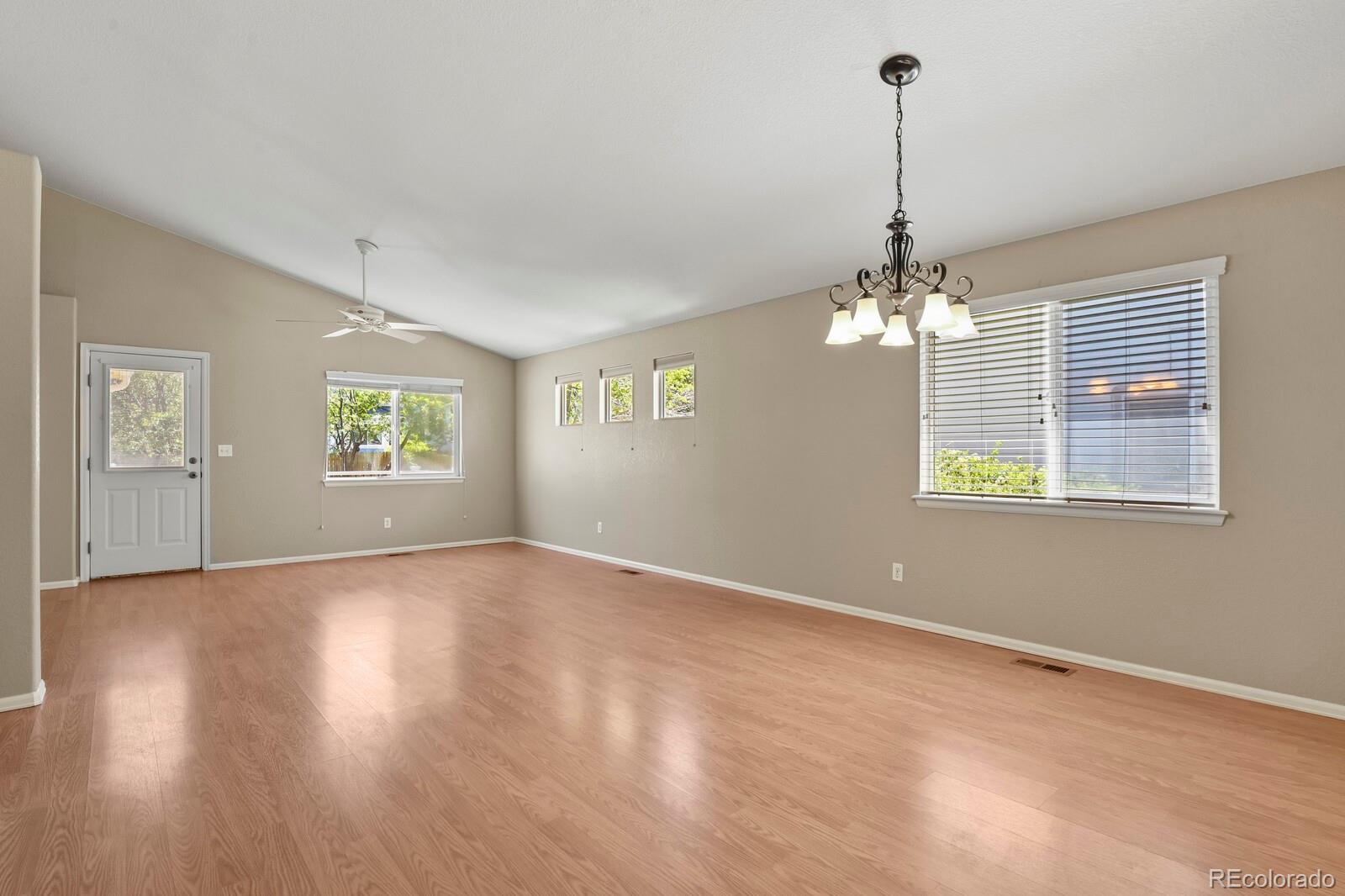 MLS Image #3 for 14530  vine street,thornton, Colorado
