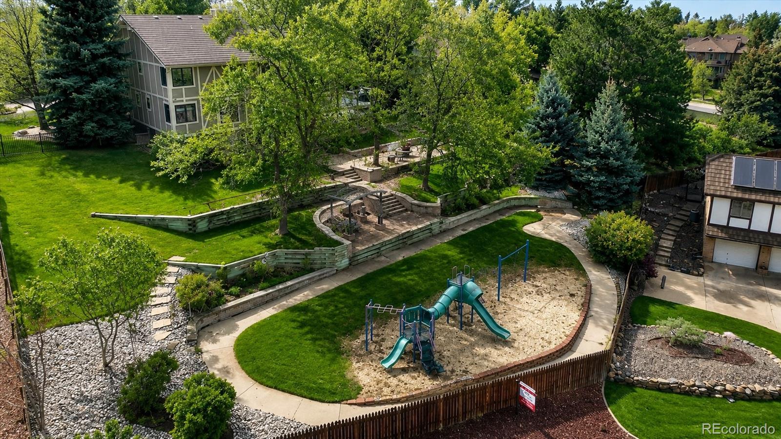 MLS Image #2 for 28 s mc intyre way,golden, Colorado