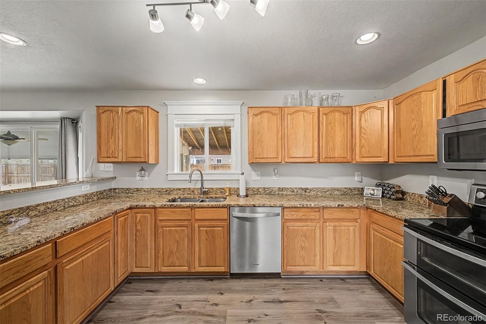 MLS Image #15 for 2035 e 125th place,thornton, Colorado