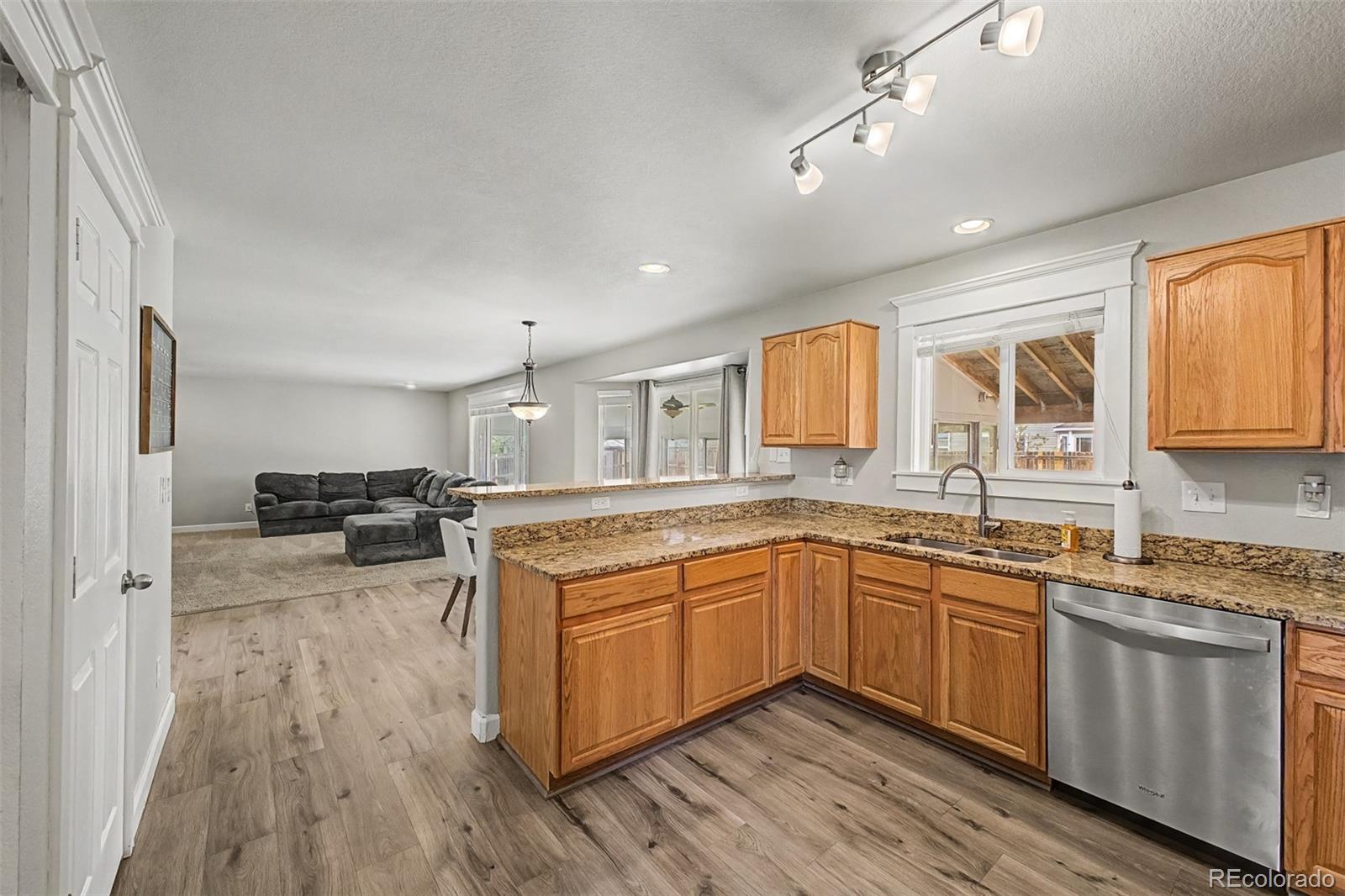 MLS Image #16 for 2035 e 125th place,thornton, Colorado