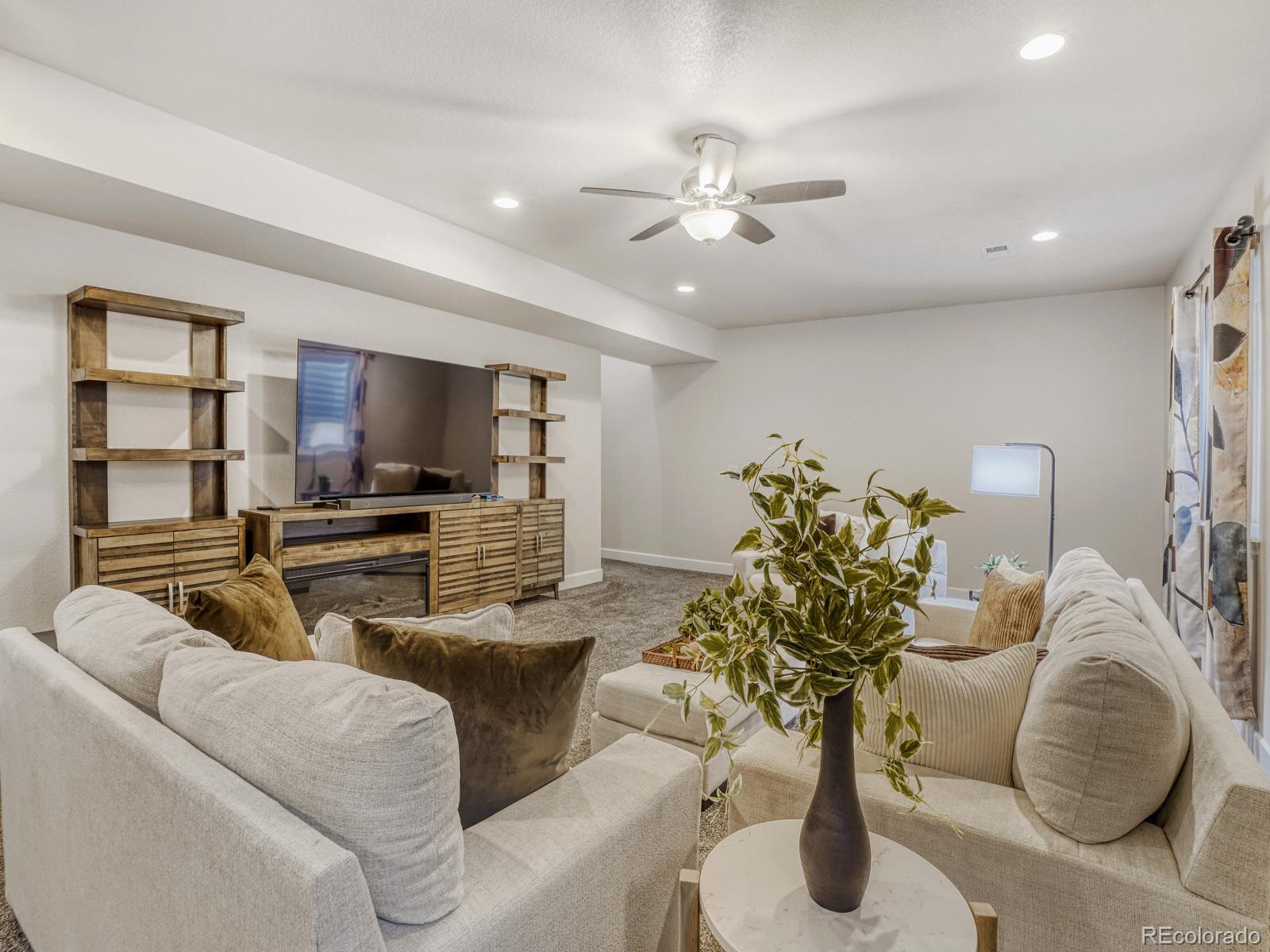 MLS Image #15 for 22692 e narrowleaf circle,aurora, Colorado