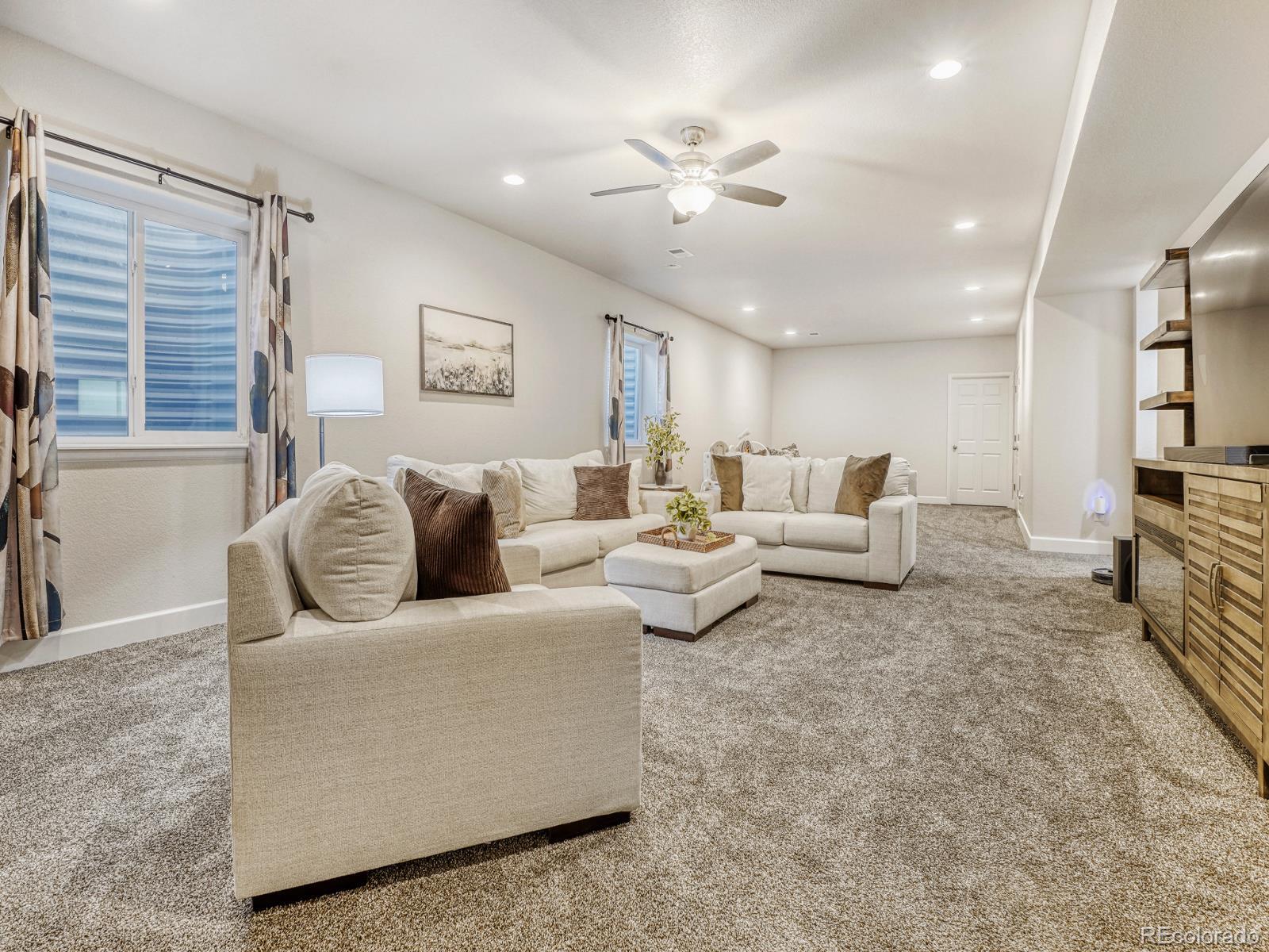 MLS Image #16 for 22692 e narrowleaf circle,aurora, Colorado