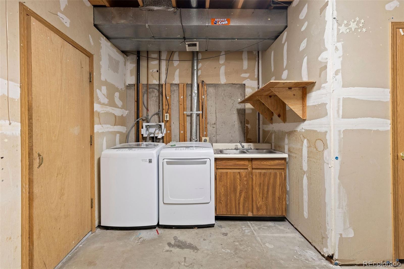 MLS Image #31 for 1699 s trenton street,denver, Colorado