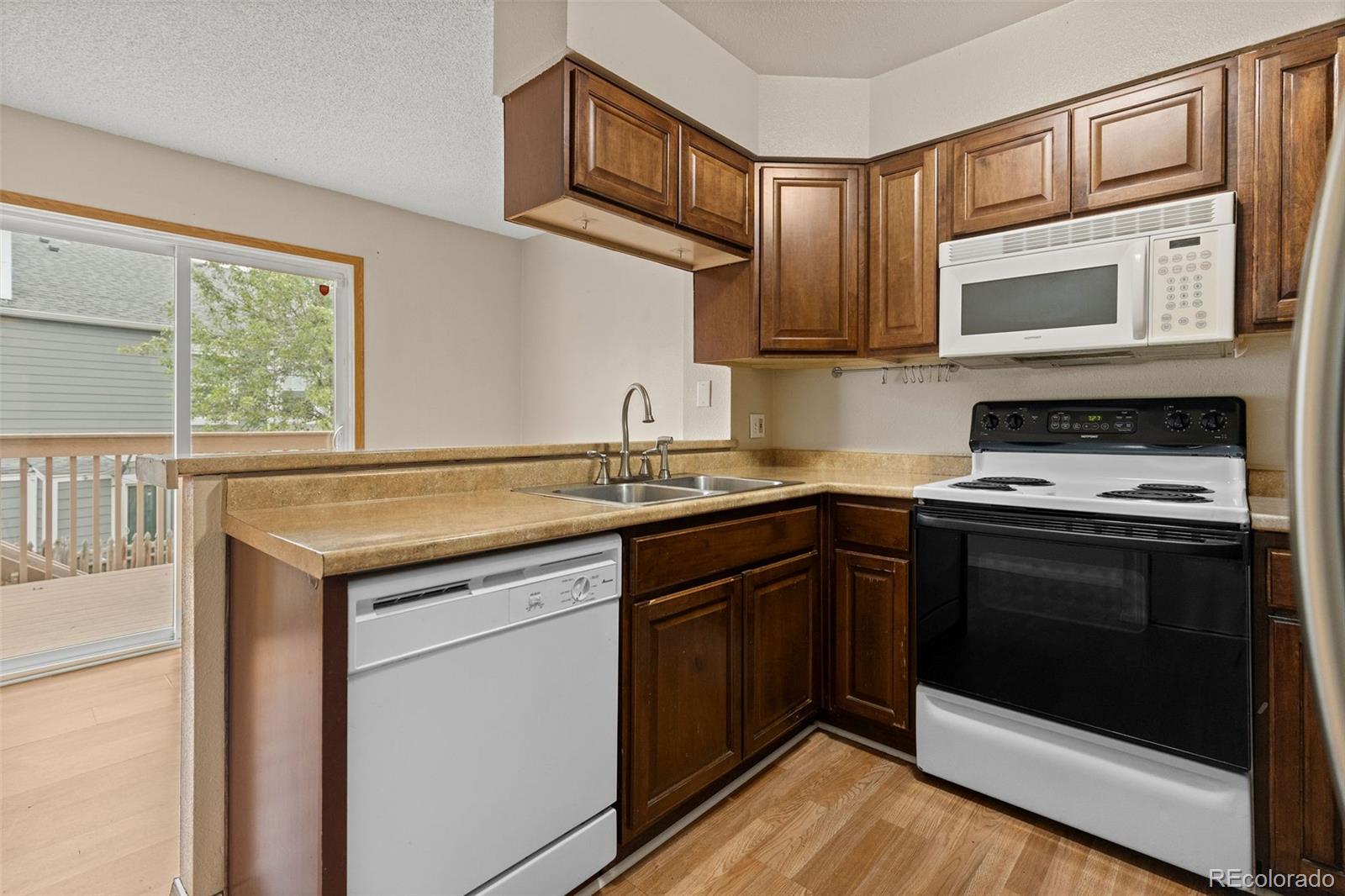 MLS Image #6 for 1699 s trenton street,denver, Colorado