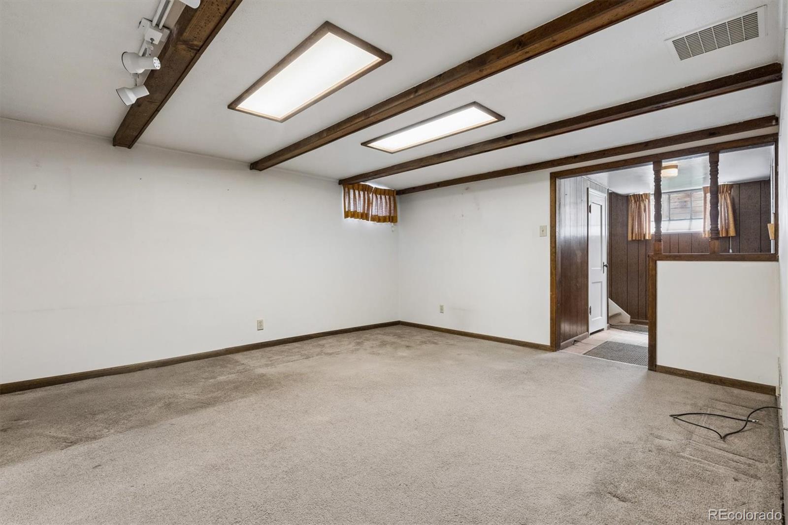 MLS Image #17 for 1960 s emerson street,denver, Colorado