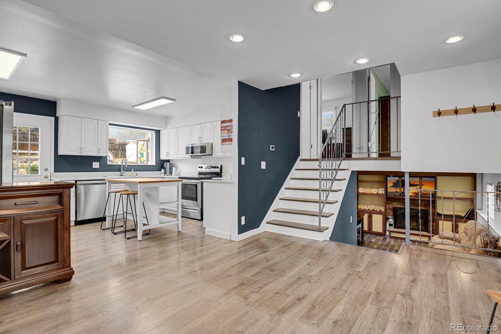 MLS Image #3 for 4416 s vivian way,morrison, Colorado