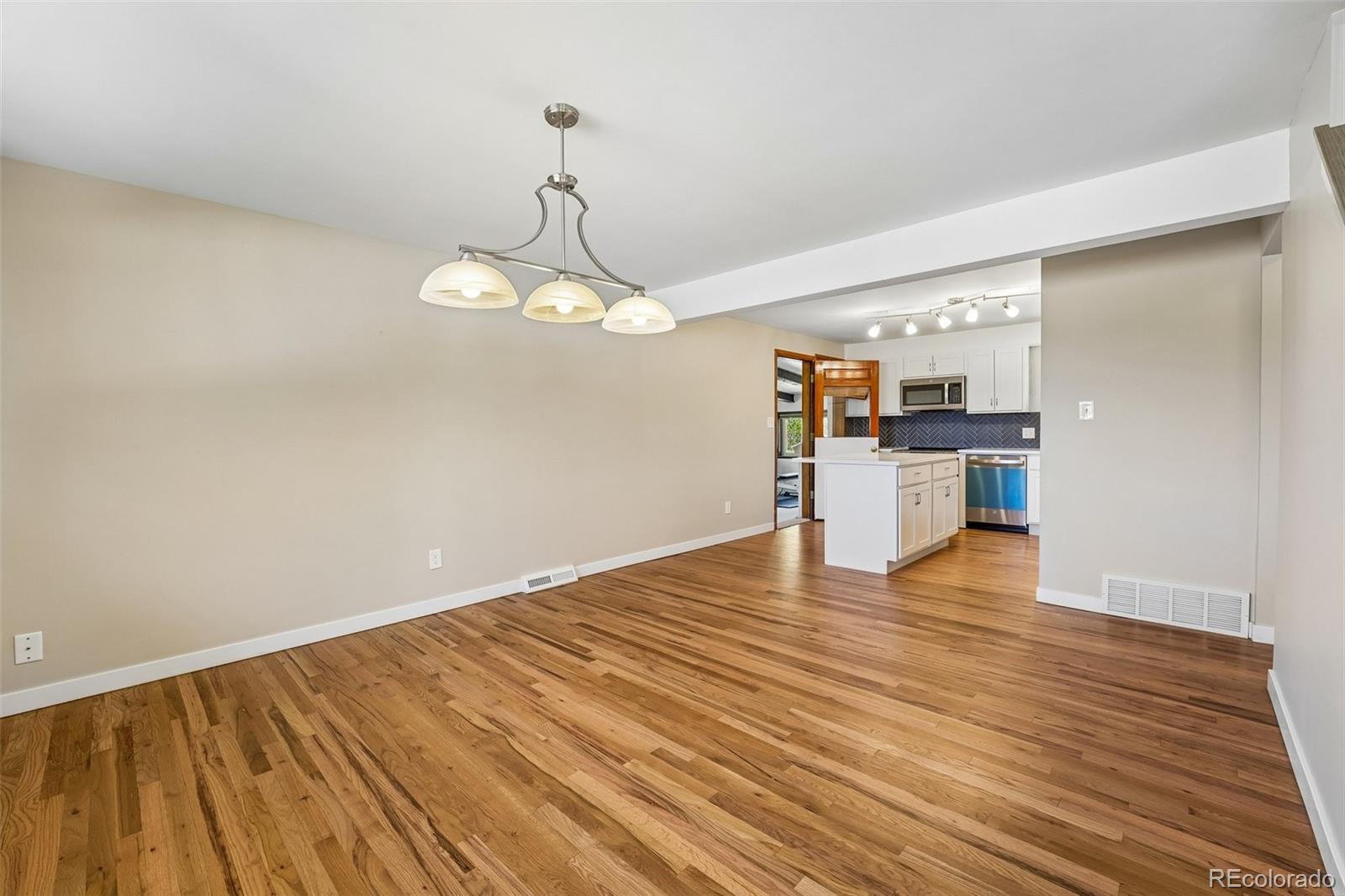 MLS Image #3 for 920  hemlock way,broomfield, Colorado