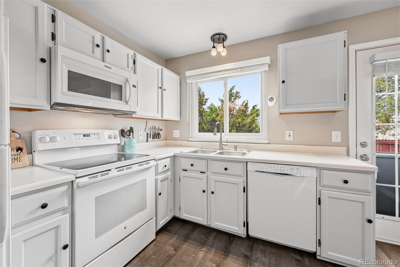 MLS Image #5 for 562  arden circle,highlands ranch, Colorado