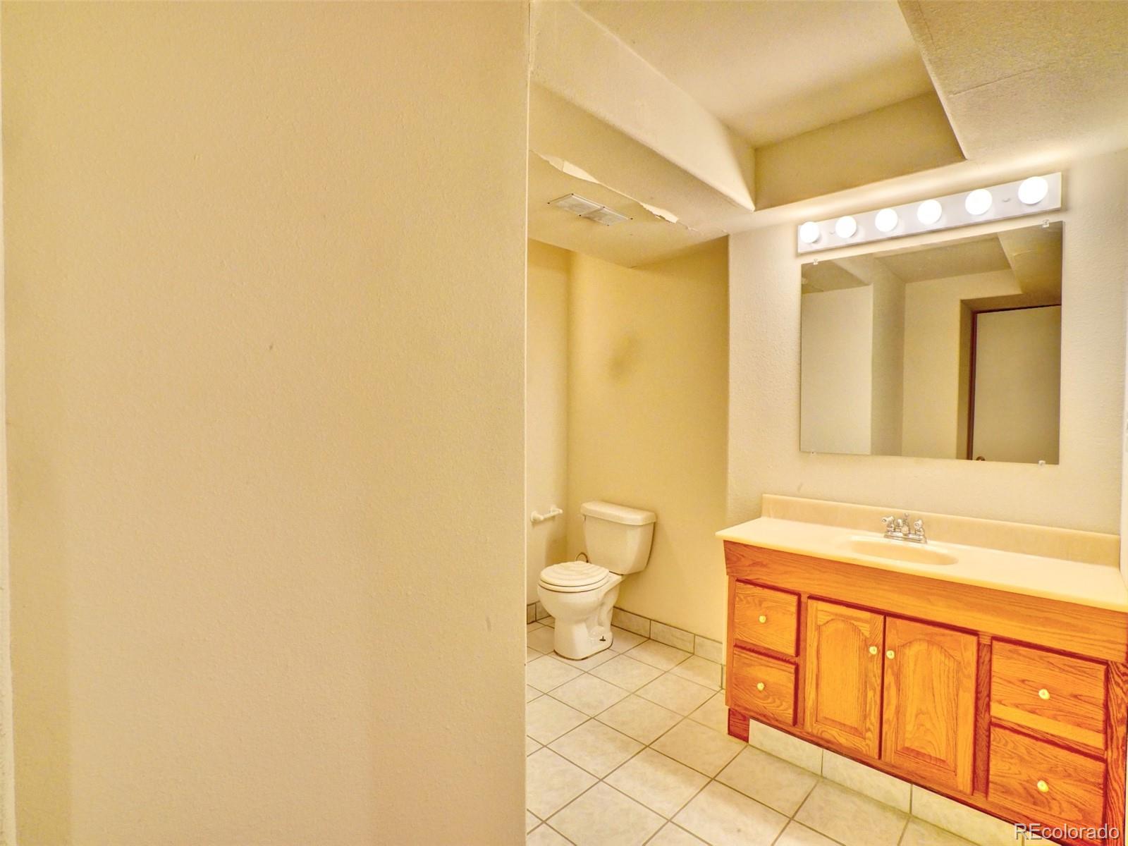 MLS Image #27 for 12592 e cornell circle,aurora, Colorado
