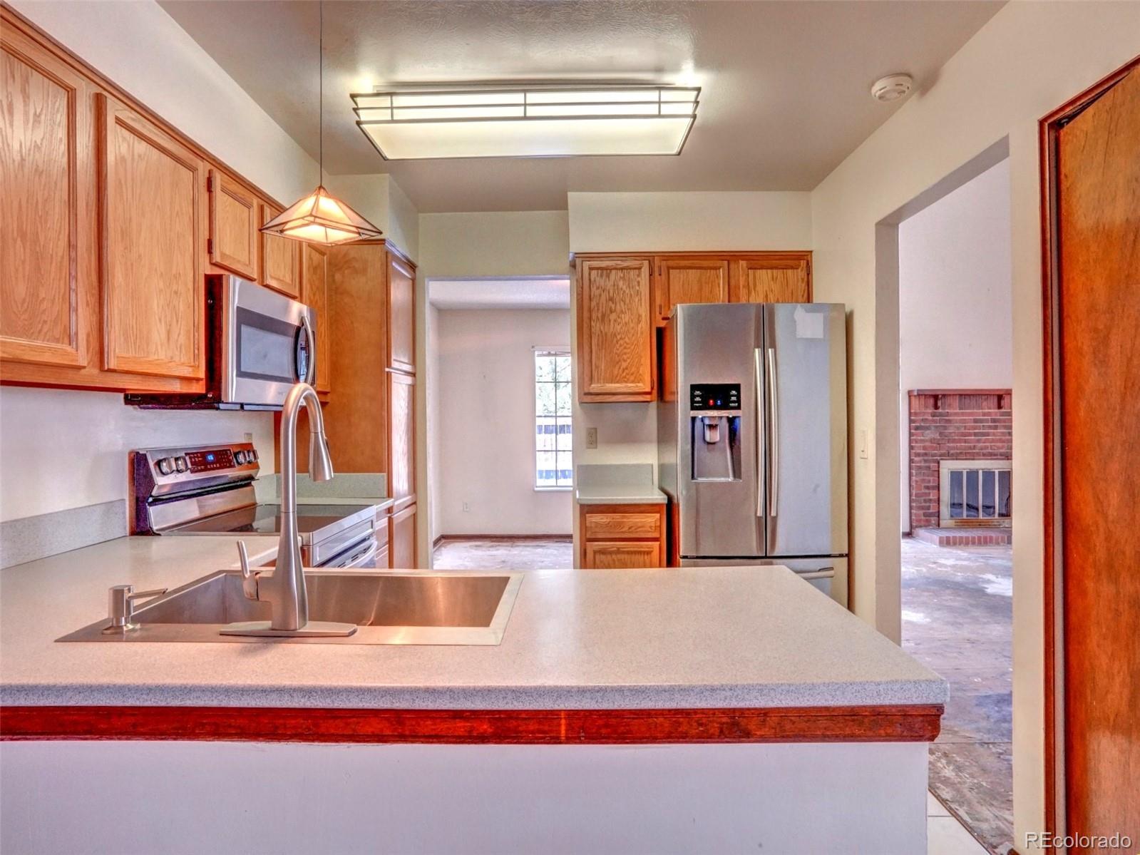 MLS Image #4 for 12592 e cornell circle,aurora, Colorado