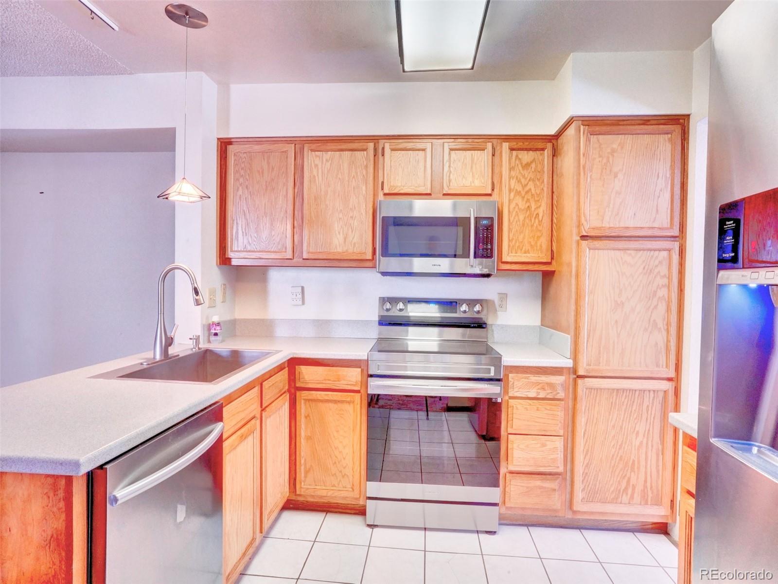 MLS Image #5 for 12592 e cornell circle,aurora, Colorado