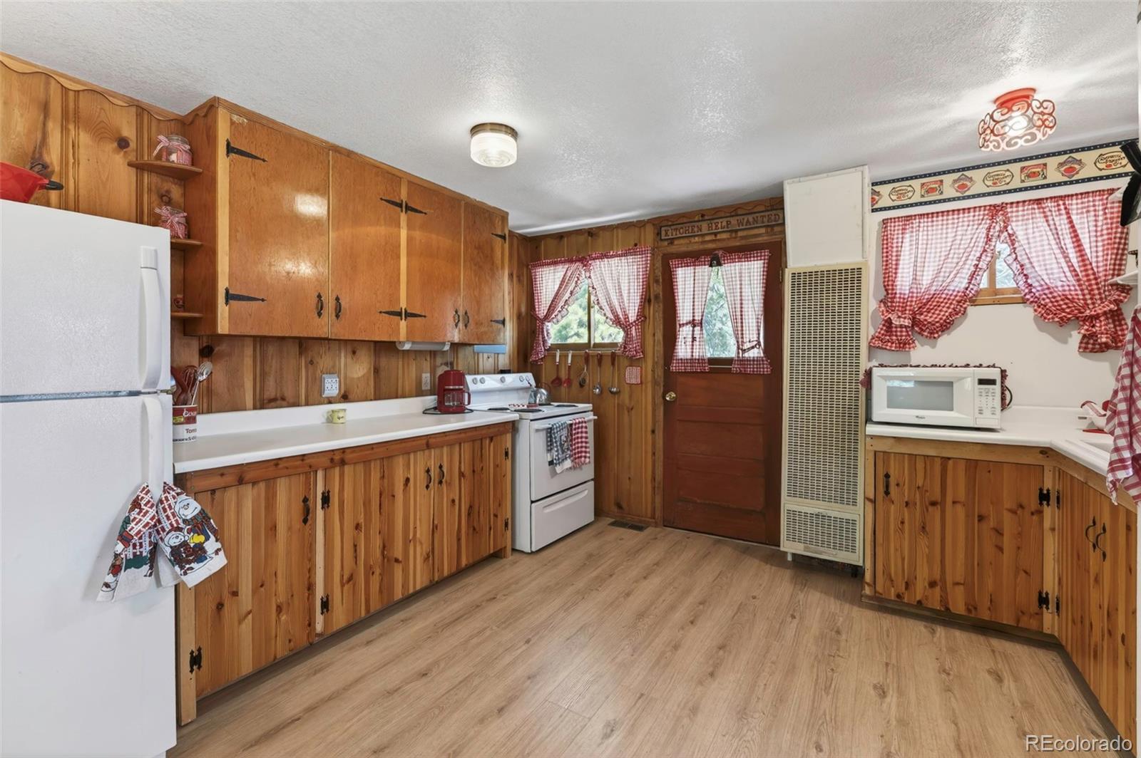 MLS Image #11 for 34028  lyttle dowdle drive,golden, Colorado
