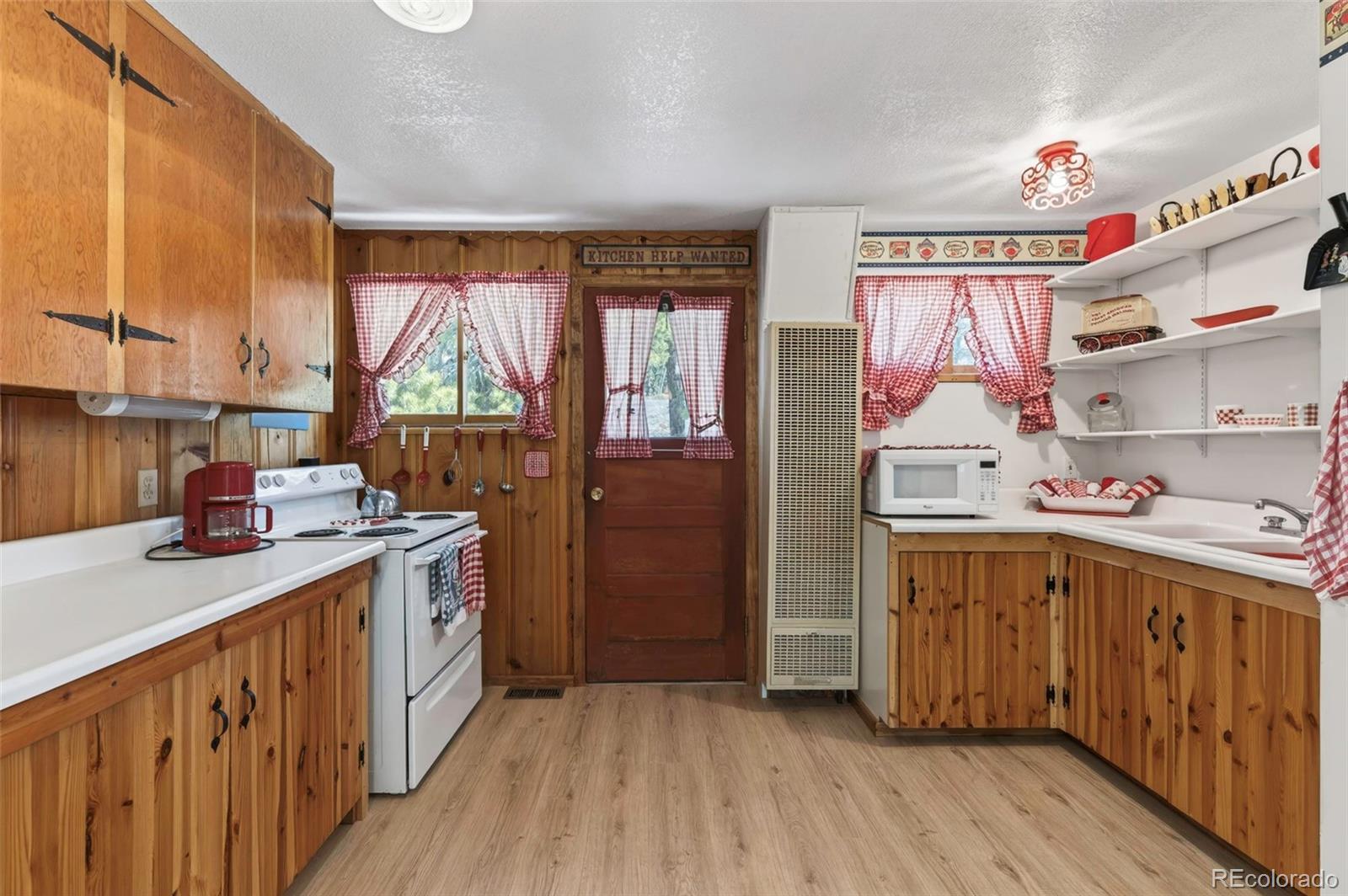 MLS Image #12 for 34028  lyttle dowdle drive,golden, Colorado