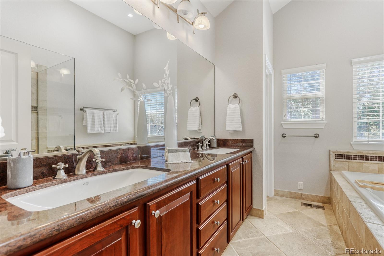 MLS Image #14 for 697 s corona street,denver, Colorado