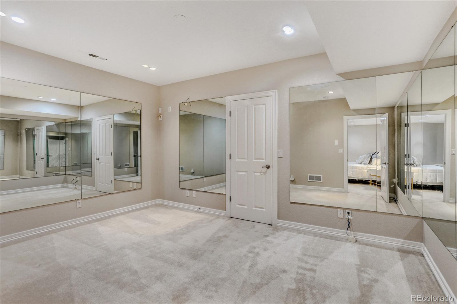 MLS Image #22 for 697 s corona street,denver, Colorado