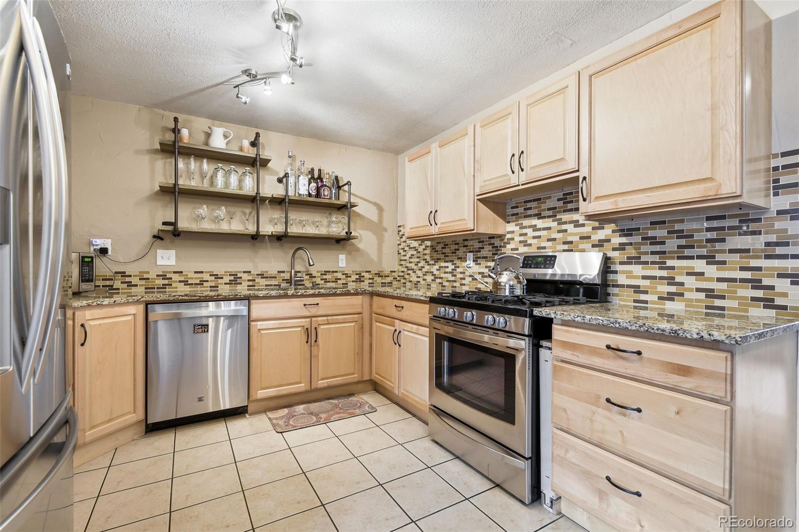 MLS Image #9 for 6663 s washington street,centennial, Colorado