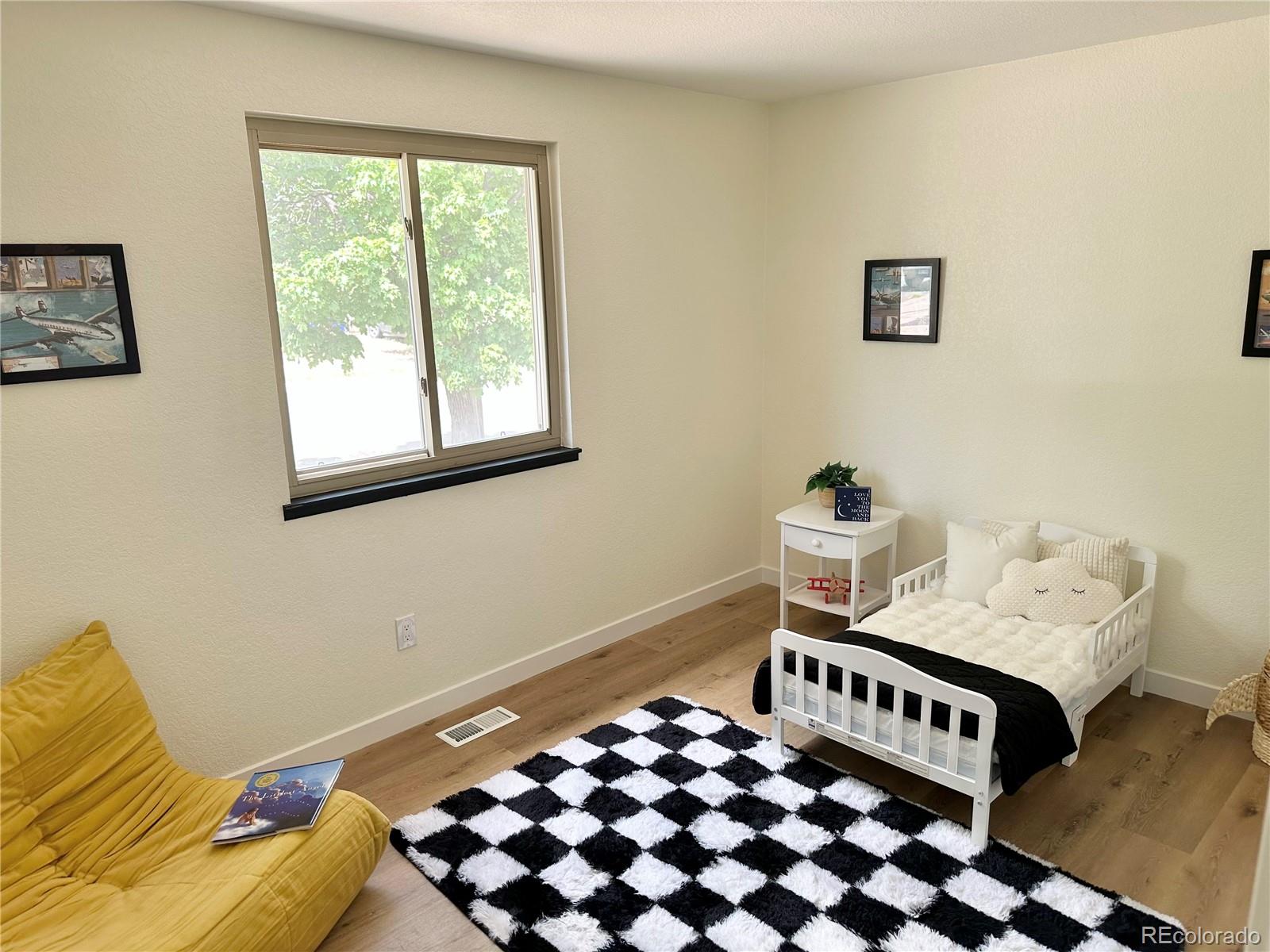 MLS Image #11 for 2560 s sable way,aurora, Colorado