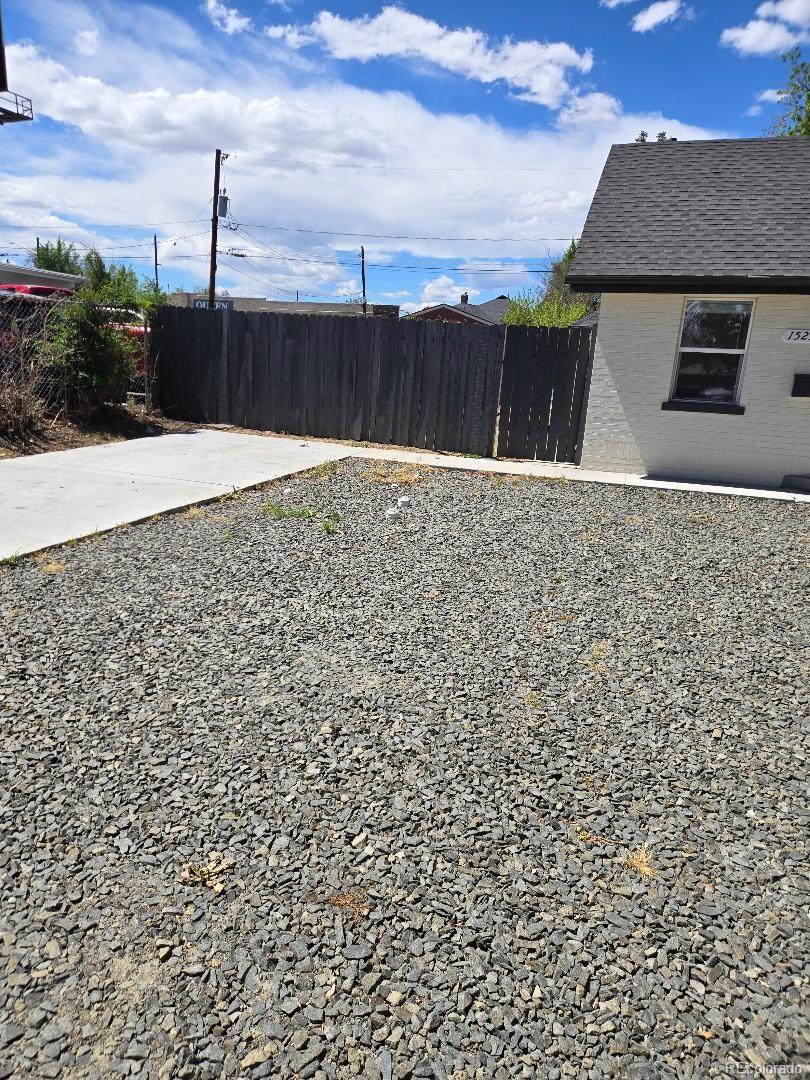 MLS Image #14 for 1525  roslyn street,denver, Colorado