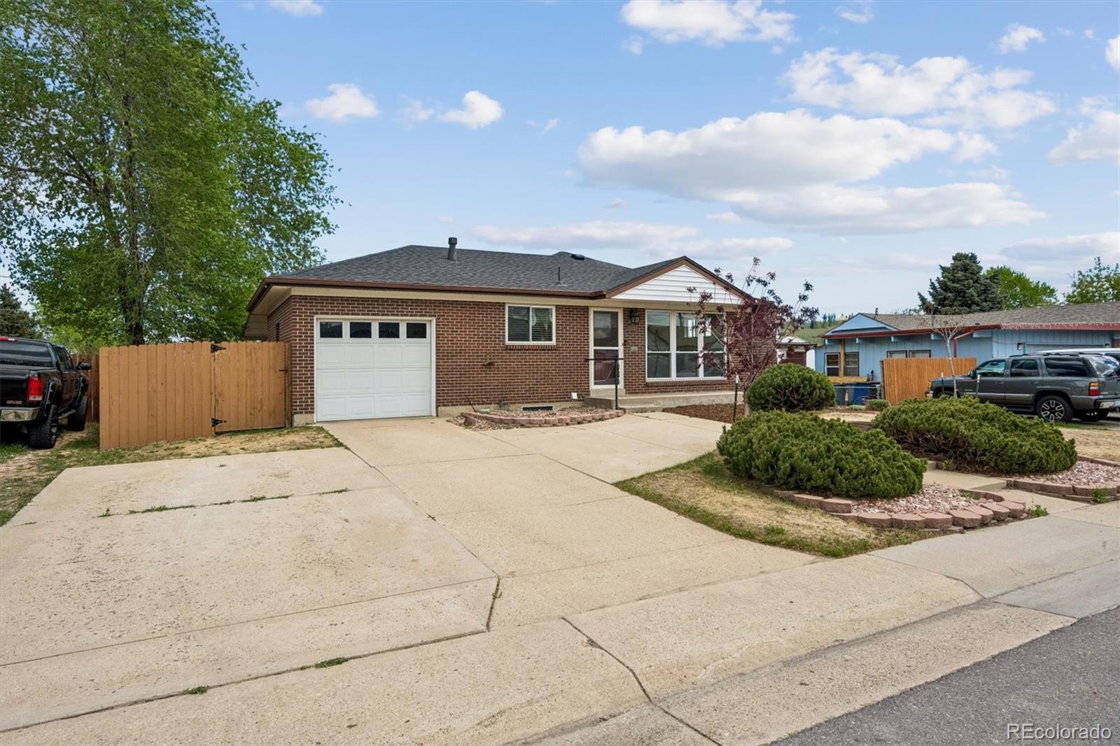 MLS Image #2 for 11300  irma drive,northglenn, Colorado