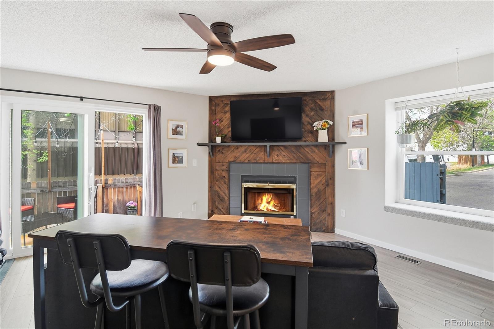 MLS Image #4 for 1693  carr street d,lakewood, Colorado