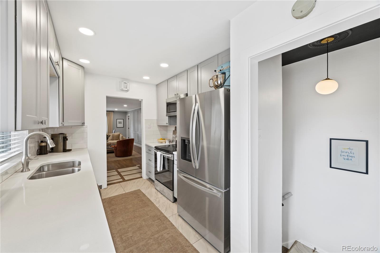 MLS Image #8 for 4374 s galapago street,englewood, Colorado